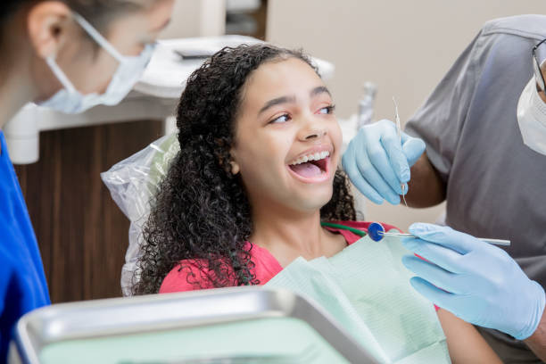 Best Emergency Dental Extractions in Briar, TX